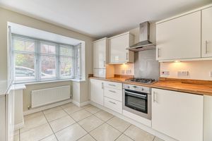 Kitchen- click for photo gallery